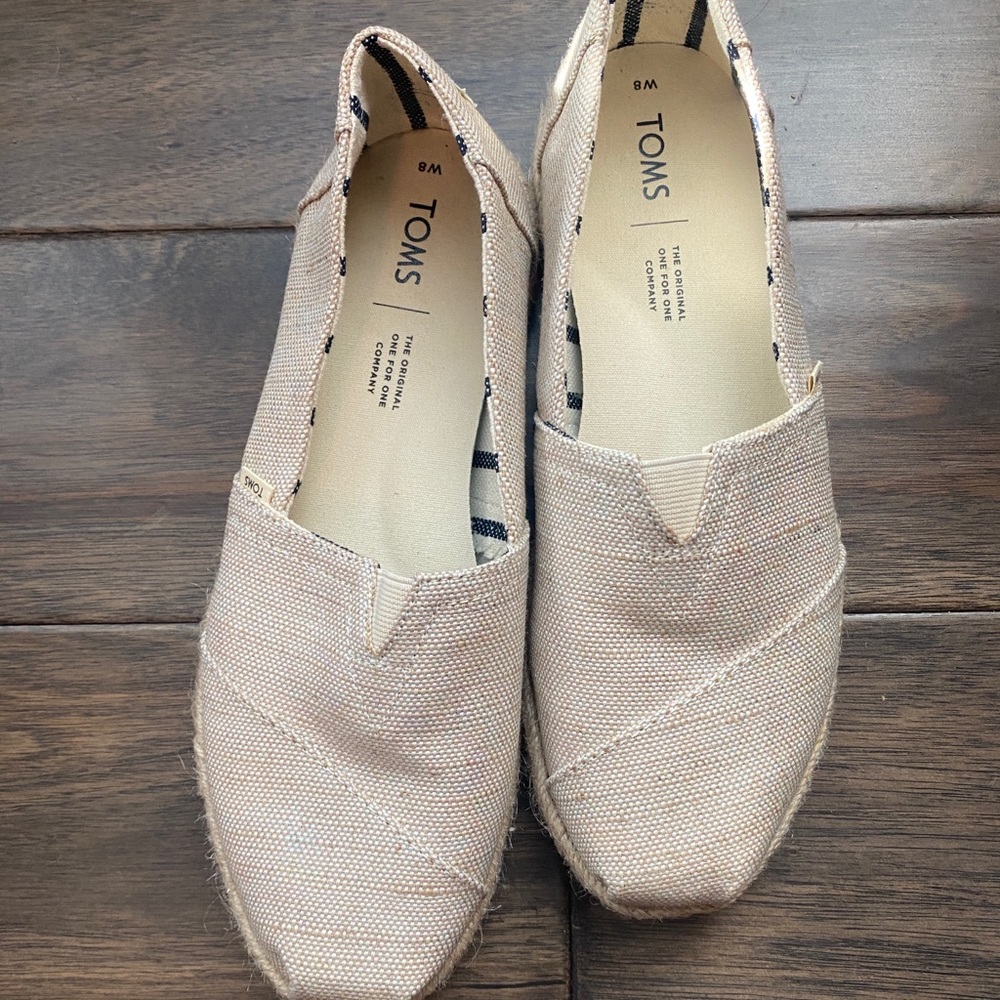 Toms Canvas Shoes